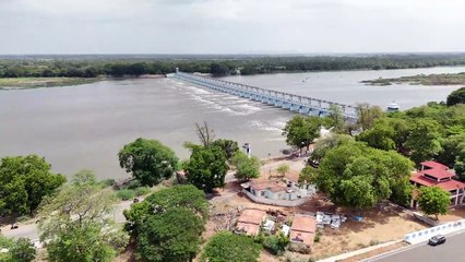 முக்கொம்பு அணையில் கரைபுரண்டு ஓடும் காவிரி.. கரையோர மக்களுக்கு எச்சரிக்கை!