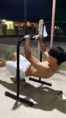 Latihan kekuatan otot lengan