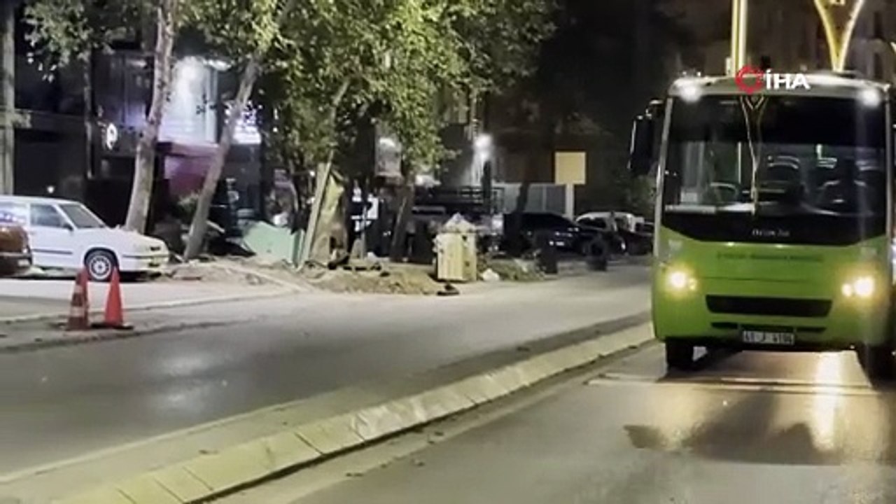 Kazı sırasında doğal gaz borusu delindi, mahalleyi gaz kokusu sardı