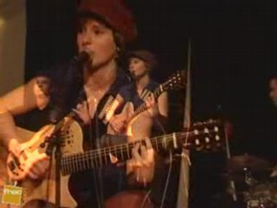Pauline Paris - Cat