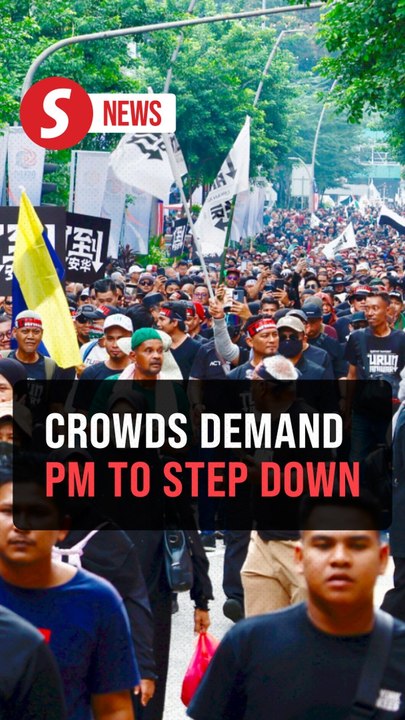 Protesters gather at Dataran Merdeka demanding PM's resignation