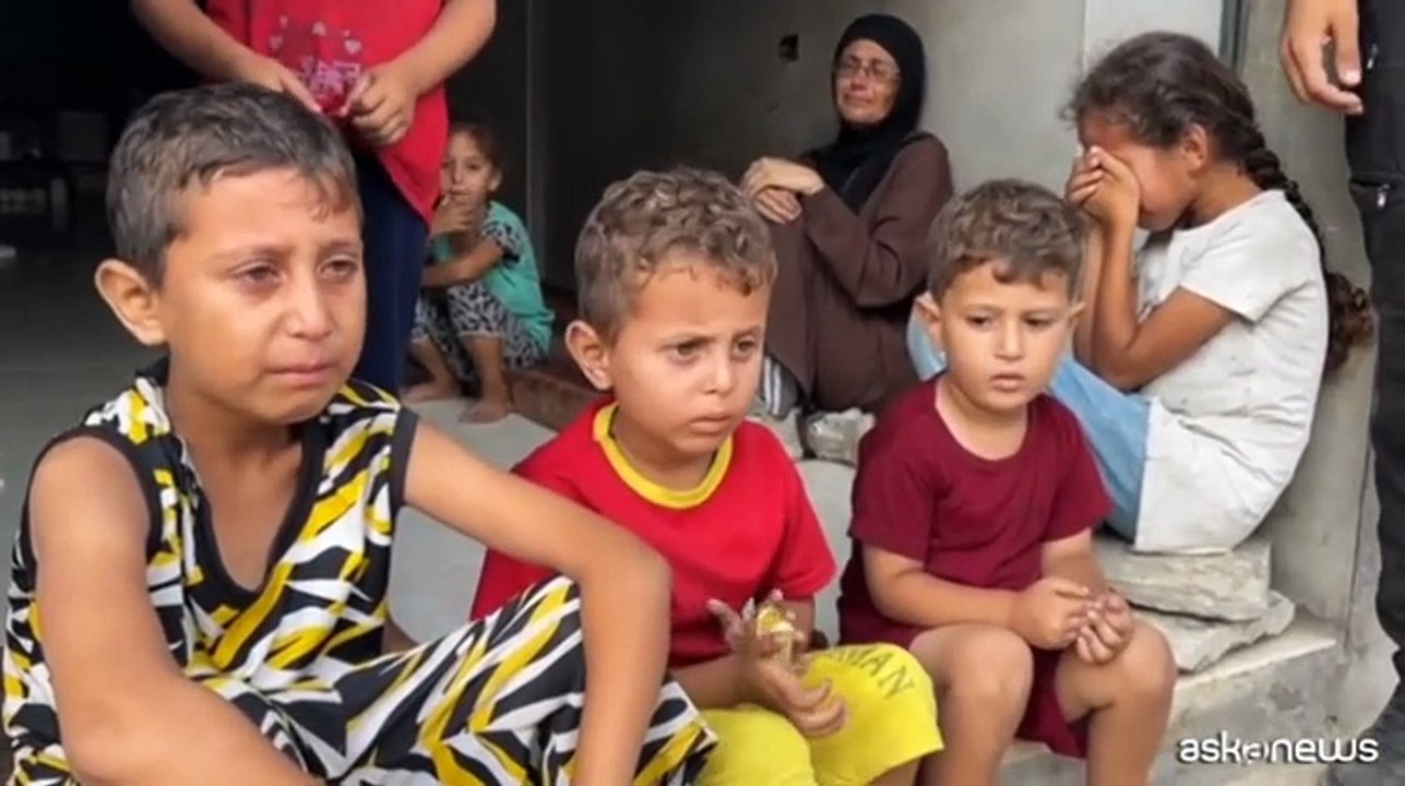 La distruzione dopo un raid israeliano nel centro di Gaza