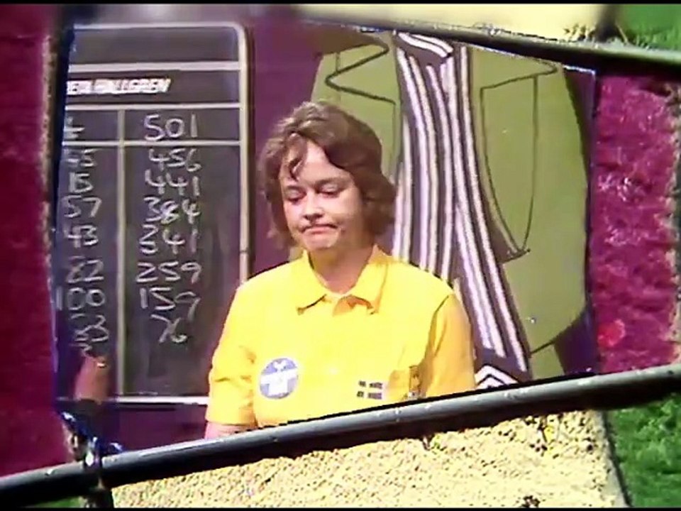 The Indoor League (1973) S03E08 - Fred Trueman - Yorkshire Television Pub Games Competition Series
