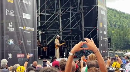 Gaza, Jovanotti dal No Borders festival: tifo solo per la pace