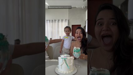 Garotinha adivinha que mãe estava grávida e que bebê seria um menino: ‘Papai do céu disse’ #shorts