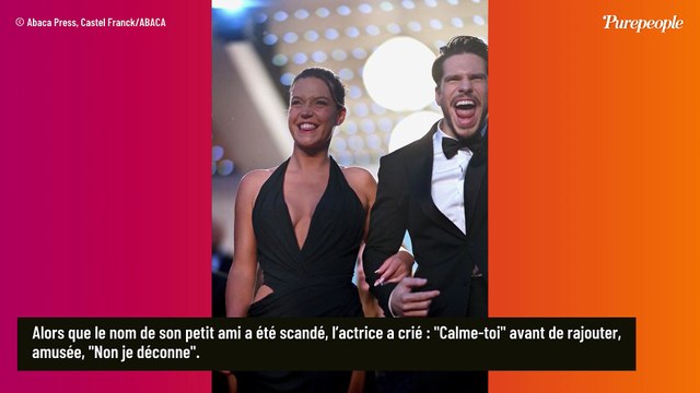 Le nom de François Civil scandé sur le tapis rouge à côté d’Adèle Exarchopoulos : la réponse de l’actrice ne se fait pas attendre