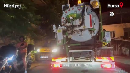 Gürsu ve Kestel arasındaki ormanlık alanda çıkan yangına müdahale ediliyor