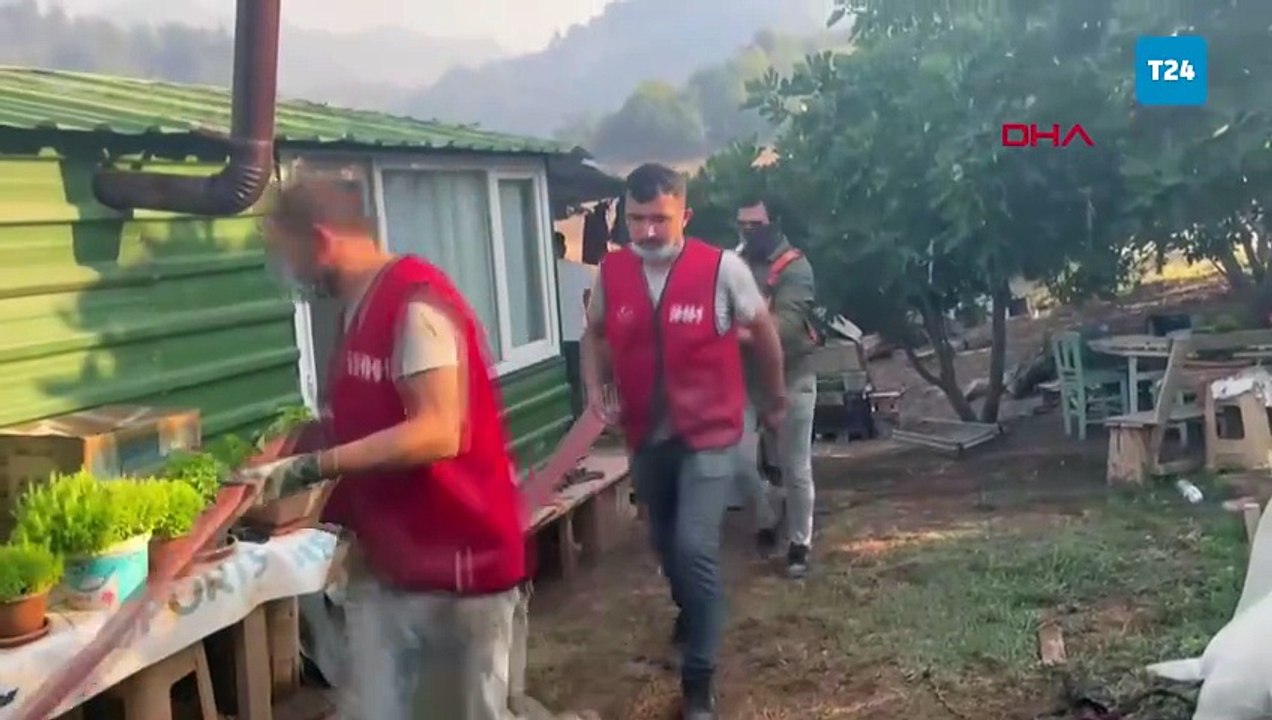 Gürsu'da eşi ve çocuklarıyla birlikte alevlere müdahale etmeye çalışan kadın yaşadığı korku dolu anları anlattı