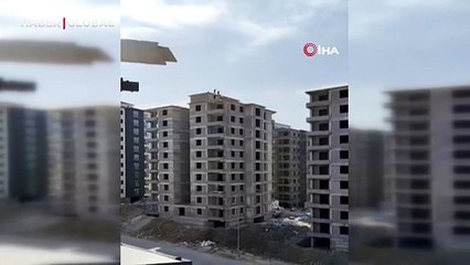 Çatıda tehlikeli çalışma