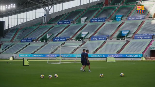ENTRENAMIENTO COMPLETO del FC BARCELONA en JAPÓN antes de enfrentarse al VISSEL KOBE