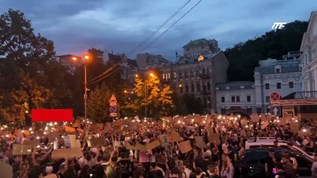Manifestations à Kiev contre une loi jugée anti-démocratique