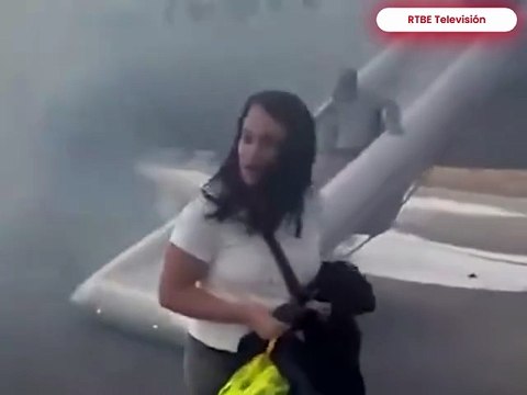 🔥 Caos en Denver: Evacúan un vuelo de American Airlines tras incendio en el tren de aterrizaje