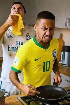 A CATERPILLAR CRAWLS INTO RONALDO’S MOUTH… AND HE TRANSFORMS INTO A GIANT MONSTER!🐛😱🧬