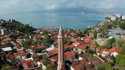 Antalya, bir günde 104.359 yabancı ziyaretçiyle tüm zamanların rekorunu kırdı