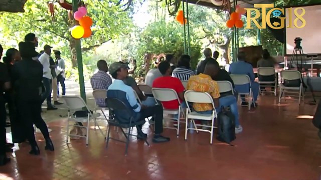 Collection Premières Signature et Rezonans 360 remèt sètifika bay anviwon 20 jèn