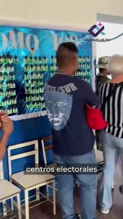Veedores internacionales acompañan el proceso electoral en Venezuela