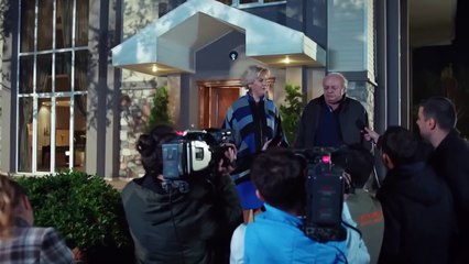 42. Estado Civil: Complicado (Iliski Durumu: Karisik), en español