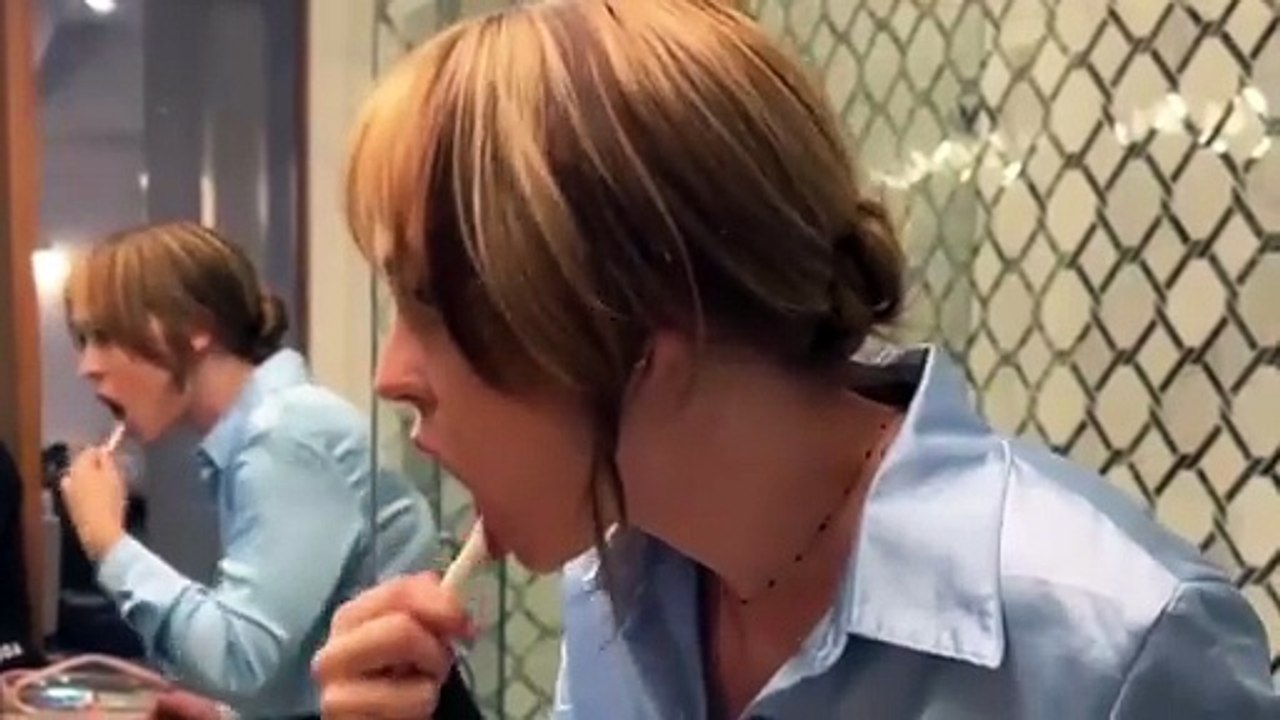 Lilly Bell on set behind the scenes_Full-HD