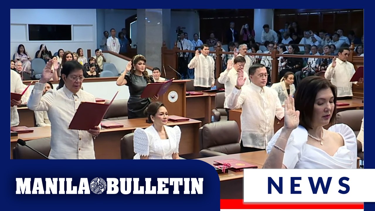 Newly-elected senators take oath in the opening of 20th Congress