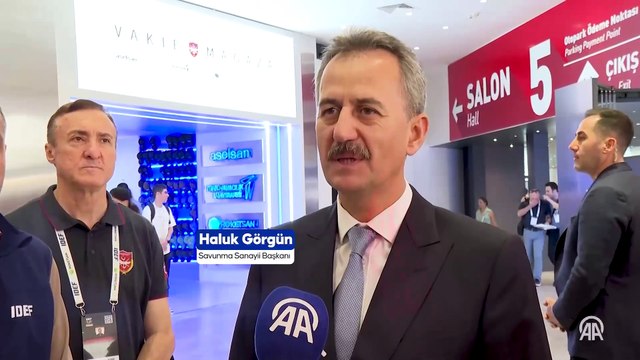 Cumhurbaşkanlığı Savunma Sanayii Başkanı Haluk Görgün, Vakıf Mağaza'yı ziyaret etti