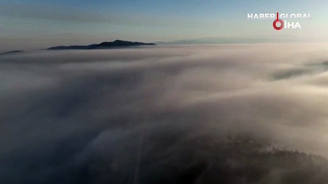 Gökyüzünü duman bulutu kapladı; göz gözü görmüyor