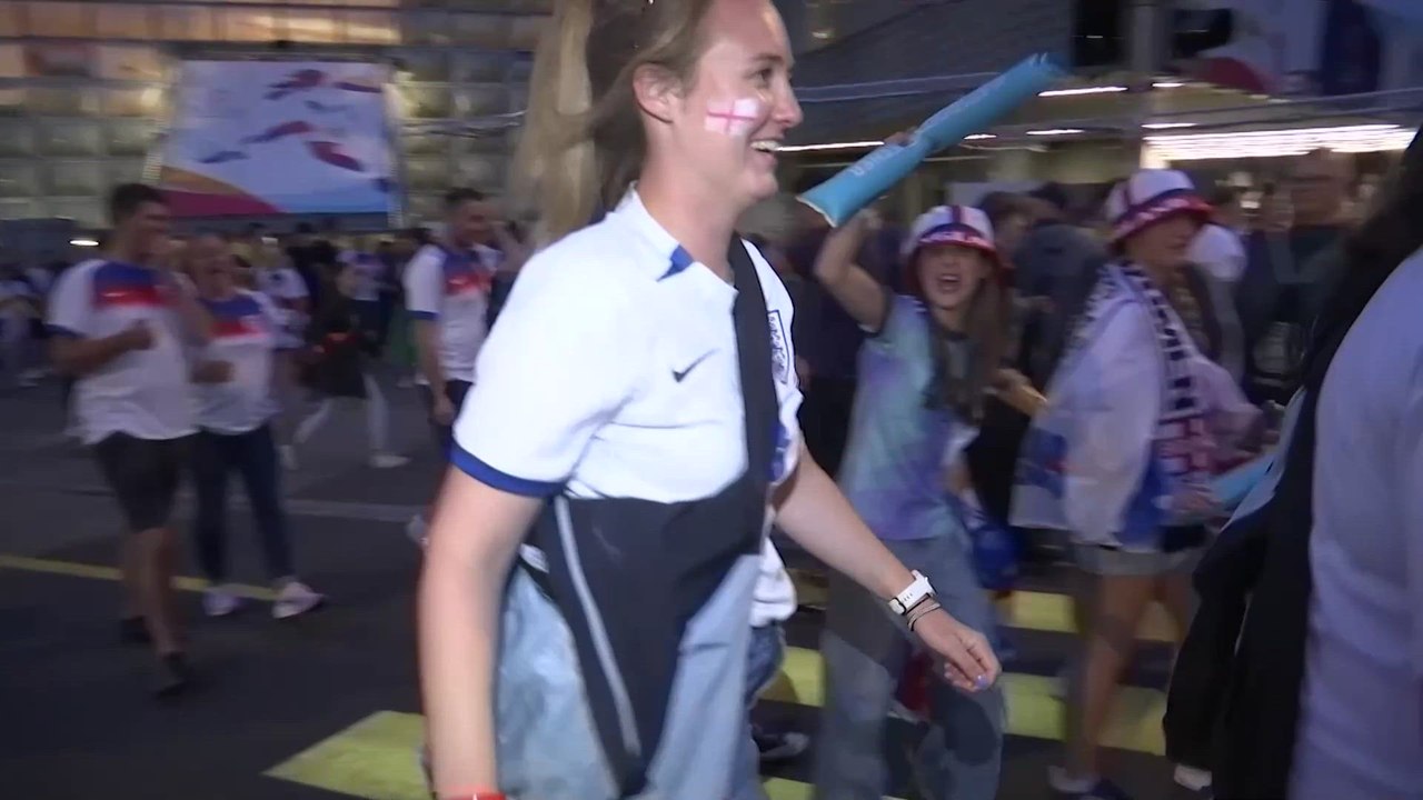 Locura con los aficionados ingleses tras vencer a España en la final de la Eurocopa