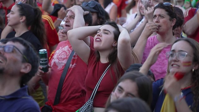 ORGULLOSAS pese a PERDER : la AFICIÓN ESPAÑOLA lo tiene claro