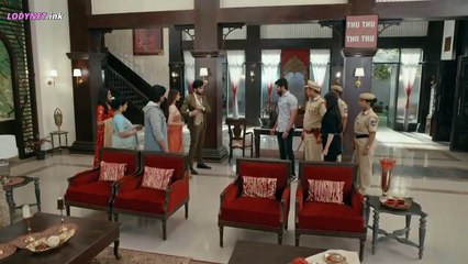 ‪مسلسل أحمر هو لون الحناء مدبلج الحلقة 123