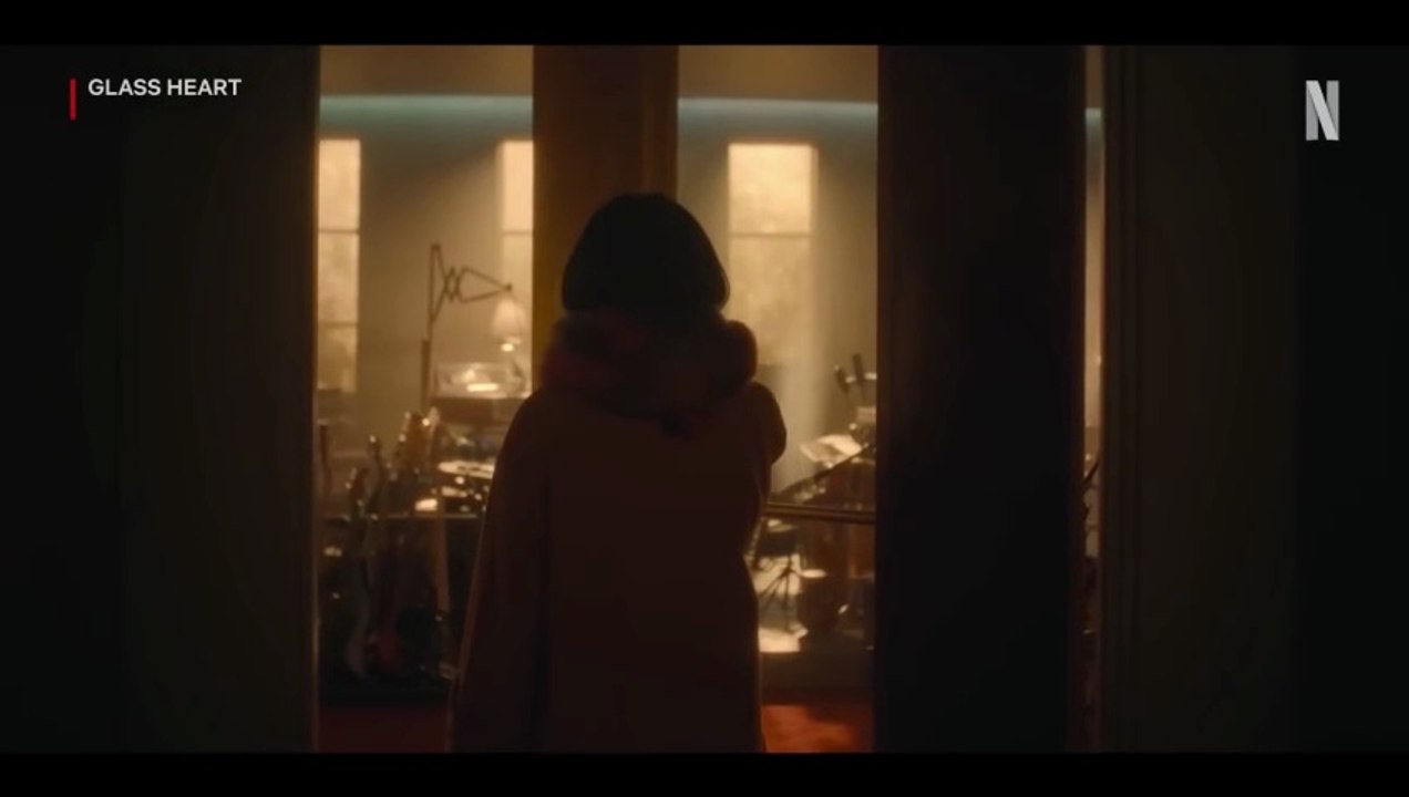 Glass Heart Trailer OmeU