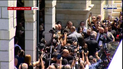 السيدة فيروز في وداع ابنها زياد