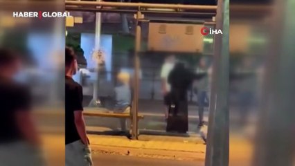 Genç kızların kavgası kameraya yansıdı