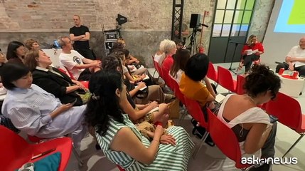 Biennale Danza, l'installazione 3D "On the Other Earth" di McGregor