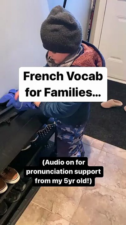 French_Winter_Vocabulary_for_Getting_Dressed___French_for_Kids(360p)