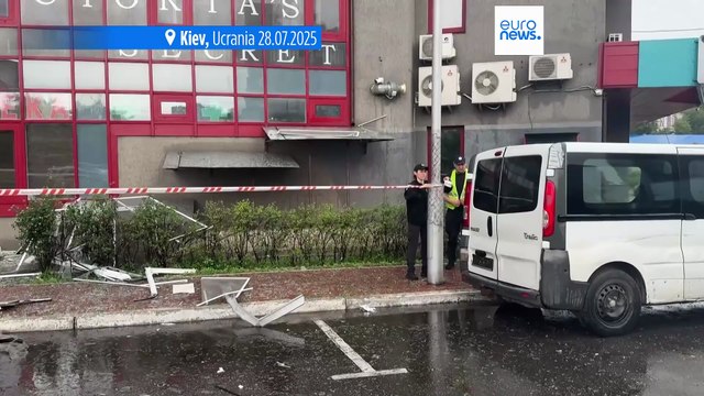 Un ataque ruso sobre Kiev deja al menos 8 heridos mientras prosiguen los ataques con drones y misiles