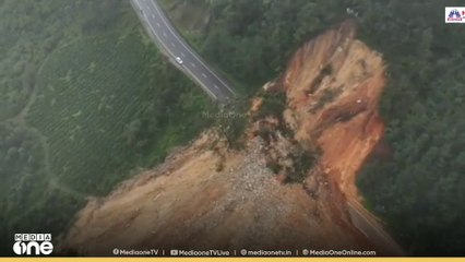 മൂന്നാറിൽ മണ്ണിടിഞ്ഞ്  ഗതാഗതം തടസ്സപ്പെട്ട ദേശീയപാത 85 ൽ ഗതാഗതം പുനസ്ഥാപിക്കുന്നത് വൈകിയേക്കും