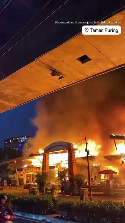 Kebakaran di Pasar Taman Puring, Kebayoran Baru, Jakarta Selatan