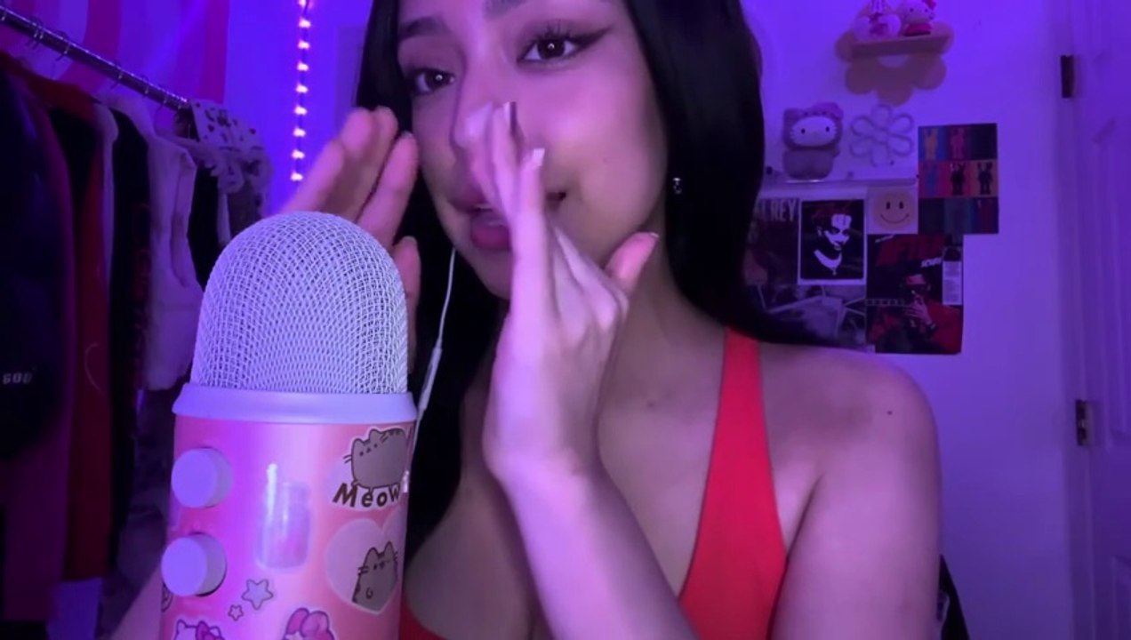 💋 Sweet Girlfriend ASMR Roleplay 😴 Inaudible Kisses, Tongue Swirls, Mic Brushing & Tapping 🎧💖