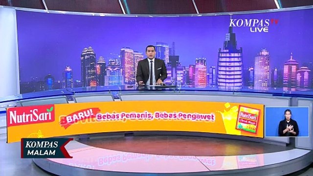 Jembatan Rusak, Warga Lumajang Terpaksa Seberangi Banjir Lahar Gunung Semeru untuk Beraktivitas