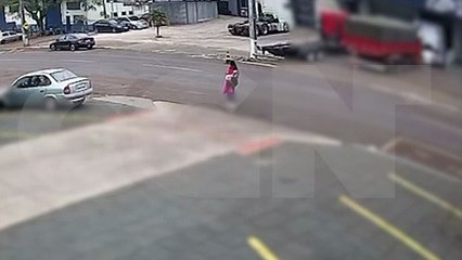 Mulher e criança são atacadas por cachorros em Cascavel