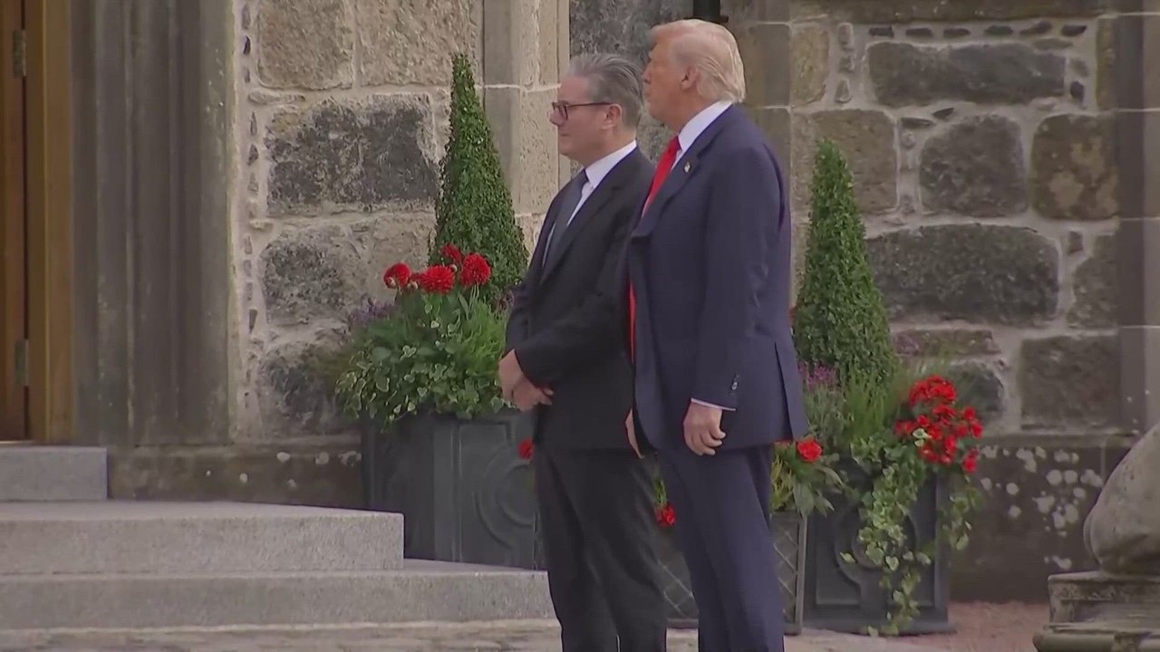 Trump’s Sweet Reaction to Scottish Pipers Melts Hearts in Aberdeen