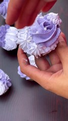 Beautiful Cupcake Decoration #tastemadeworld #shorts #icing #cupcakeicing #cupcakedesign #cupcakefrosting #food #viralvideo #foryou #reels #exploretheworld #fyp #trending