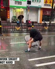 Man puts back the sewer cap back in place! 🧠💪