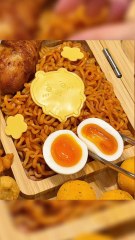 The ultimate late-night snack for a solo girl