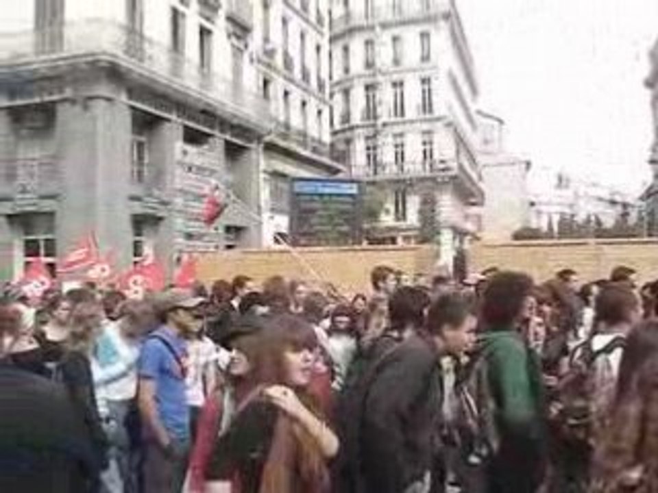 MOV02108