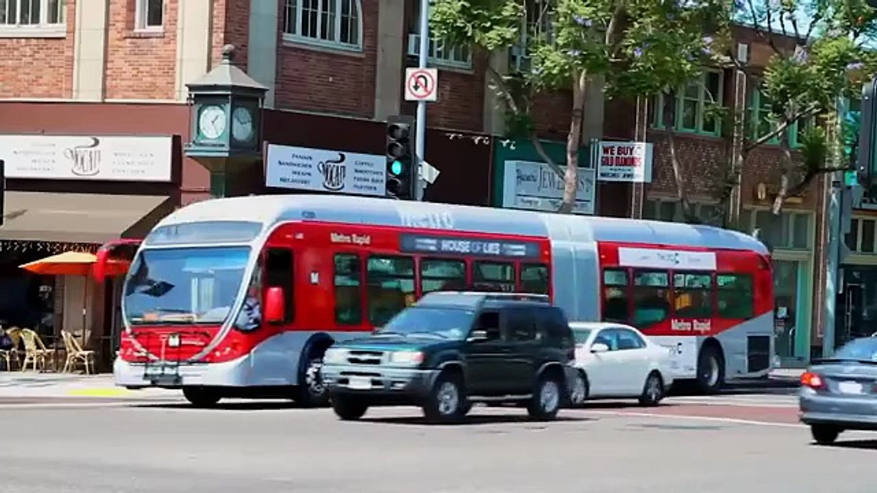 Ver Caza Mortal De Hollywood Perseguida Por Policía Ruso  Acción Pelicula Completa Español Latino