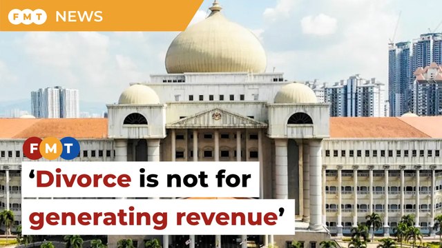 Spousal maintenance does not include career-related losses, court rules