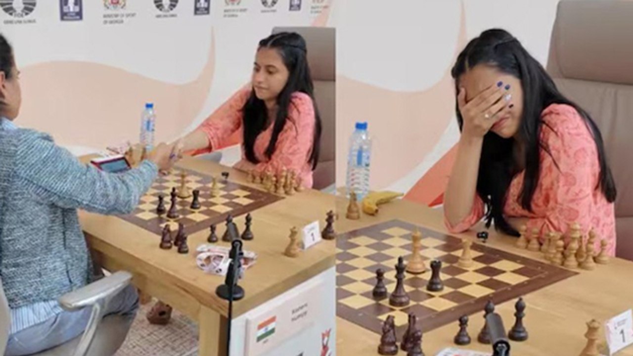 कौन है Divya Deshmukh World Chess Champion 19 की उम्र रचा में इतिहास, मां से लिपटकर रोई, Net Worth