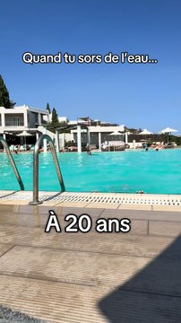 Et toi tu sors comment de la piscine ? 😂