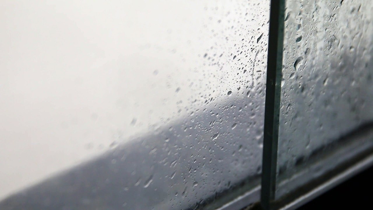 Are Your Windows Compromising Comfort & Security?