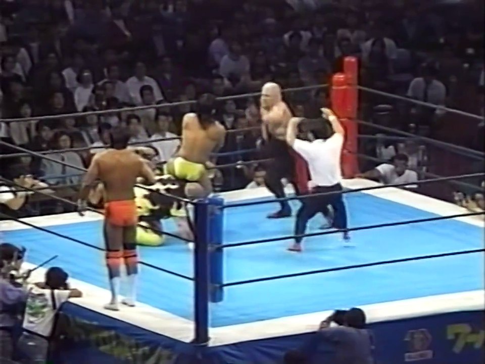 Bloody match - Big Van Vader, Crusher Bam Bam Bigelow VS Keiji Muto, Hiroshi Hase